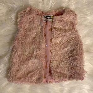Genuine Kids. 12-18M. Pink Sharpa vest.